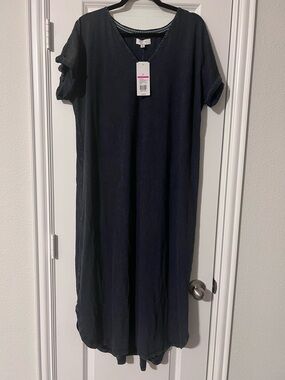Navy V-Neck T-shirt Dress